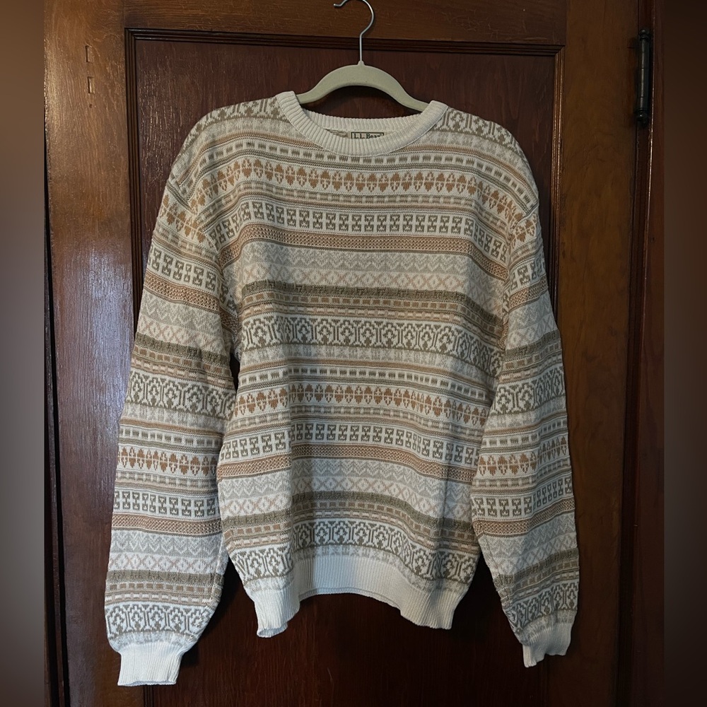 EUC Vintage Men’s LL Bean striped pattern sweater - Picture 2 of 6